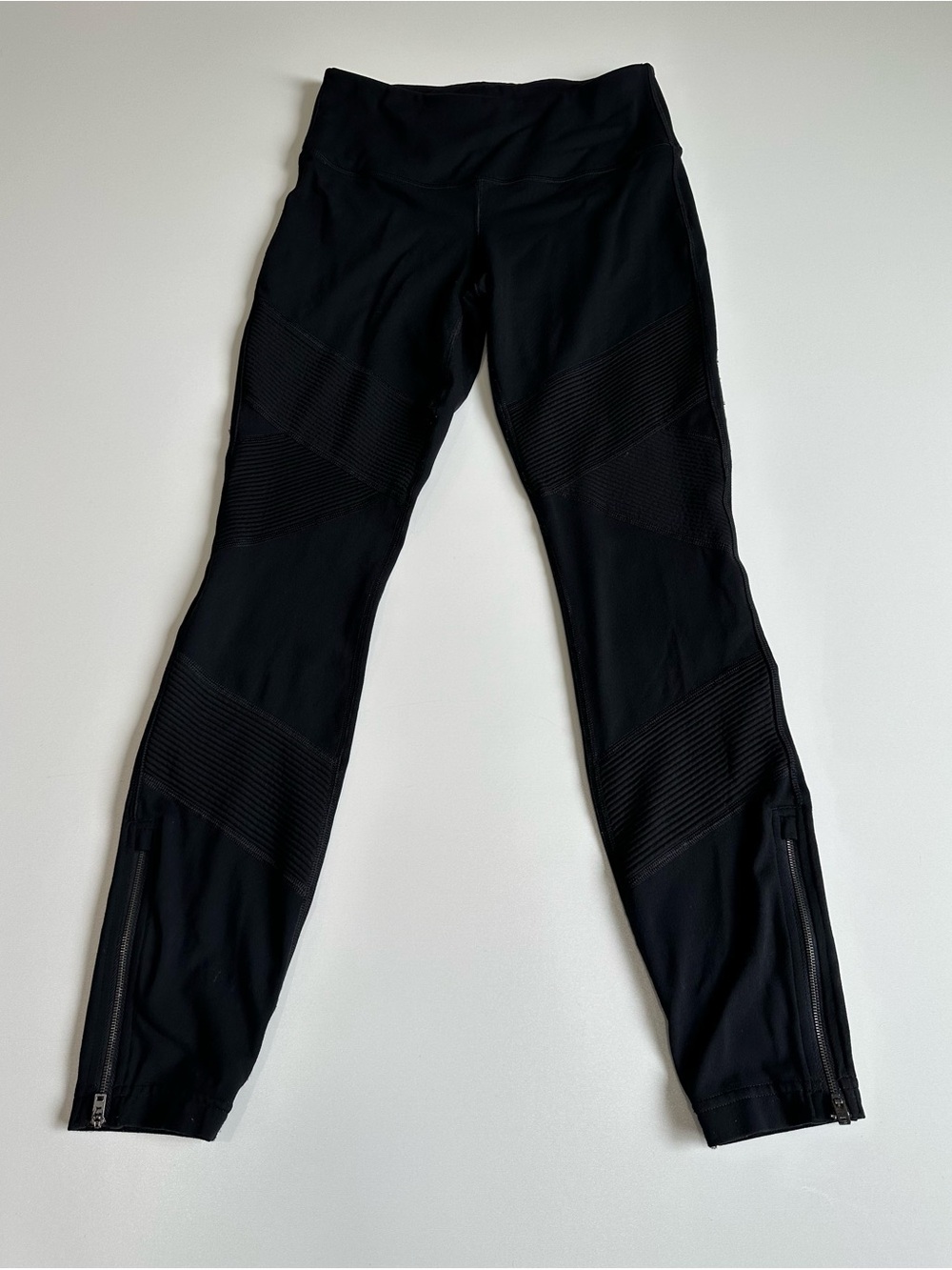 Athleta Delancey Moto Tight Women's Activewear Leggings Sz S - Color Black - Picture 3 of 15